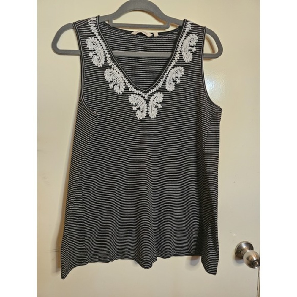 Ladies Soft Surroundings Soutache Black White V Neck Sleeveless‎ Top Size M